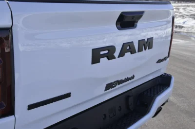 2026 RAM 1500 LIFT - WHITE - 2026 RAM 1500 LIFT - Image 10 of 12