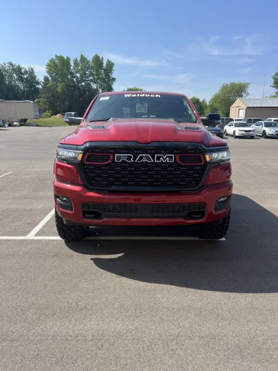 2026 RAM BIGHORN 1500  - RAMPAGE PACKAGE - MOLTEN RED PEARL (PR6) - 2026 RAM 1500 RAMPAGE - Image 2 of 15