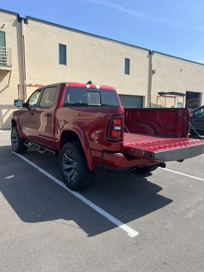 2026 RAM BIGHORN 1500  - RAMPAGE PACKAGE - MOLTEN RED PEARL (PR6) - 2026 RAM 1500 RAMPAGE - Image 10 of 15