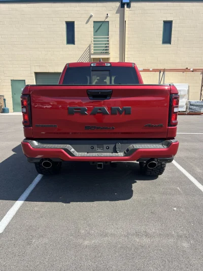 2026 RAM BIGHORN 1500  - RAMPAGE PACKAGE - MOLTEN RED PEARL (PR6) - 2026 RAM 1500 RAMPAGE - Image 12 of 15