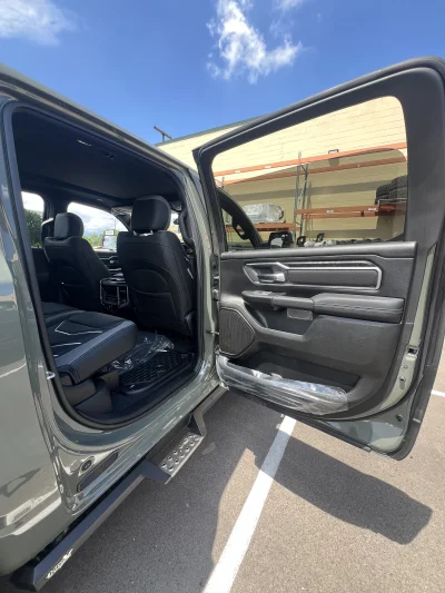 2026 RAM BIG HORN 1500 - RAMPAGE PACKAGE - CANYON LAKE (PJ7) - 2026 RAM 1500 RAMPAGE - Image 9 of 22