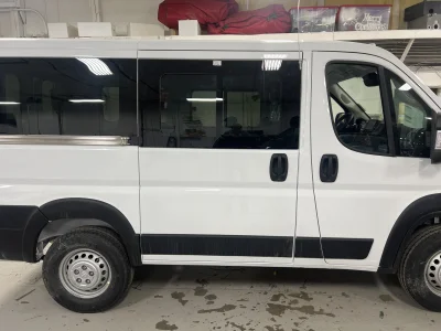 2026 DODGE PROMASTER SHUTTLE - BRIGHT WHITE 10 PASSENGER 1500 - 2026 RAM 1500 SHUTTLE - Image 14 of 16