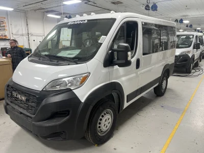 2026 DODGE PROMASTER SHUTTLE - BRIGHT WHITE 10 PASSENGER 1500 - 2026 RAM 1500 SHUTTLE - Image 7 of 16
