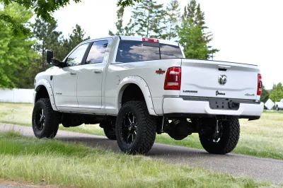 2022 RAM 2500 HD RAMPAGE WHITE BY WALDOCH - CUSTOM HEAVY DUTY DODGE TRUCK - 2022 RAM 2500 RAMPAGE - Image 11 of 35