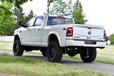 2022 RAM 2500 HD RAMPAGE WHITE BY WALDOCH - CUSTOM HEAVY DUTY DODGE TRUCK - 2022 RAM 2500 RAMPAGE - Image 12 of 35