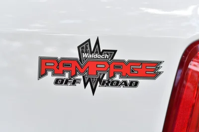2022 RAM 2500 HD RAMPAGE WHITE BY WALDOCH - CUSTOM HEAVY DUTY DODGE TRUCK - 2022 RAM 2500 RAMPAGE - Image 17 of 35