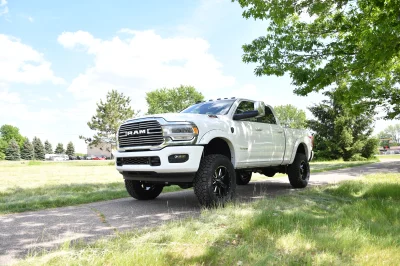 2022 RAM 2500 HD RAMPAGE WHITE BY WALDOCH - CUSTOM HEAVY DUTY DODGE TRUCK - 2022 RAM 2500 RAMPAGE - Image 30 of 35