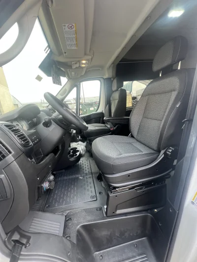 2024 RAM PROMASTER - 10 PASSENGER SHUTTLE PACKAGE - BRIGHT WHITE (PW7) - GRAY SEATING - 2024 RAM 2500 SHUTTLE - Image 9 of 18