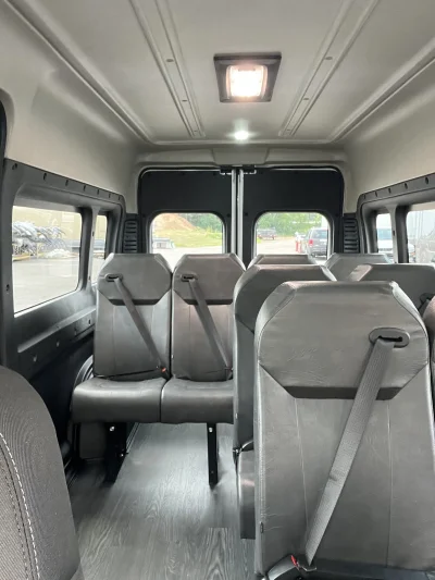 2024 RAM PROMASTER - 10 PASSENGER SHUTTLE PACKAGE - BRIGHT WHITE (PW7) - GRAY SEATING - 2024 RAM 2500 SHUTTLE - Image 12 of 18