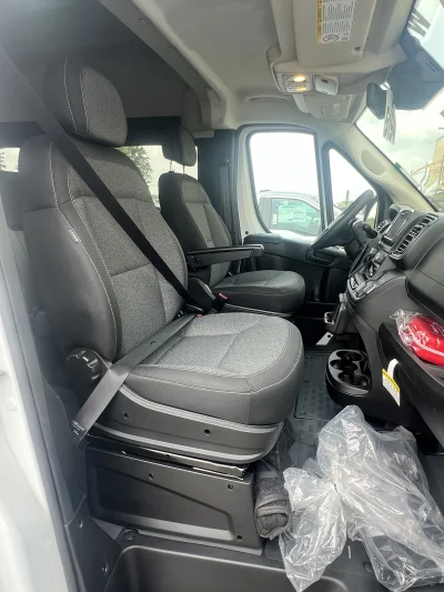 2024 RAM PROMASTER - 10 PASSENGER SHUTTLE PACKAGE - BRIGHT WHITE (PW7) - GRAY SEATING - 2024 RAM 2500 SHUTTLE - Image 10 of 18