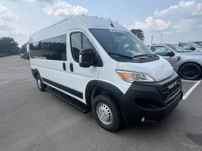 2024 RAM PROMASTER - 10 PASSENGER SHUTTLE PACKAGE - BRIGHT WHITE (PW7) - GRAY SEATING - 2024 RAM 2500 SHUTTLE - Image 3 of 18