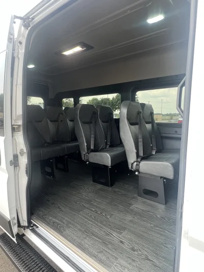 2024 RAM PROMASTER - 10 PASSENGER SHUTTLE PACKAGE - BRIGHT WHITE (PW7) - GRAY SEATING - 2024 RAM 2500 SHUTTLE - Image 11 of 18