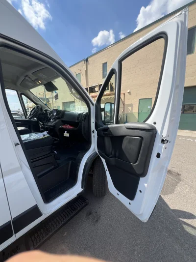 2025 RAM PROMASTER 2500 - MOBILTY PACKAGE - BRIGHT WHITE (PW7) - GRAY SEATING - 2025 RAM 2500 MOBILITY - Image 7 of 16