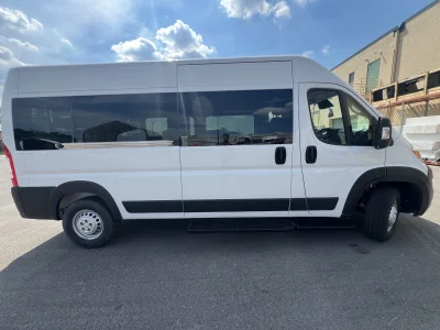 2025 RAM PROMASTER 2500 - MOBILTY PACKAGE - BRIGHT WHITE (PW7) - GRAY SEATING - 2025 RAM 2500 MOBILITY - Image 3 of 16