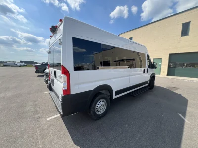 2025 RAM PROMASTER 2500 - MOBILTY PACKAGE - BRIGHT WHITE (PW7) - GRAY SEATING - 2025 RAM 2500 MOBILITY - Image 11 of 16
