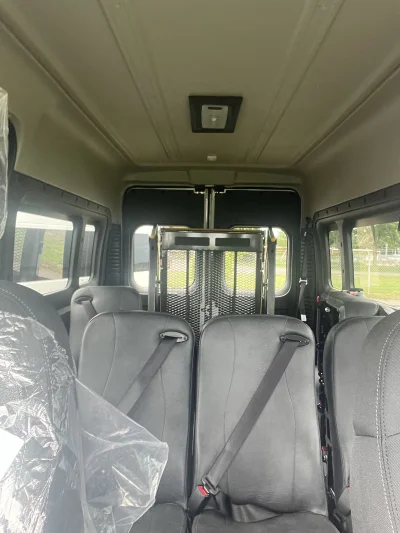 2025 RAM PROMASTER 2500 - MOBILITY PACKAGE - BRIGHT WHITE (PW7) GRAY SEATING - 2025 RAM 2500 MOBILITY - Image 10 of 19