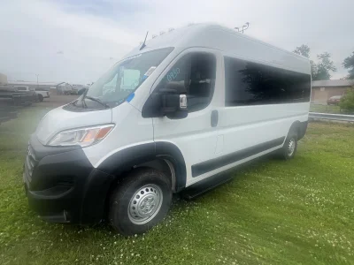 2025 RAM PROMASTER 2500 - MOBILITY PACKAGE - BRIGHT WHITE (PW7) GRAY SEATING - 2025 RAM 2500 MOBILITY - Image 3 of 19