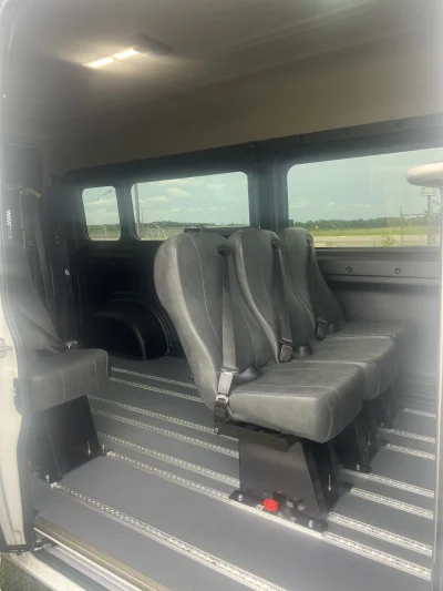 2025 RAM PROMASTER 2500 - MOBILITY PACKAGE - BRIGHT WHITE (PW7) GRAY SEATING - 2025 RAM 2500 MOBILITY - Image 9 of 19
