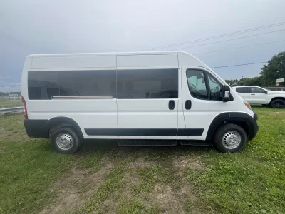 2025 RAM PROMASTER 2500 - MOBILITY PACKAGE - BRIGHT WHITE (PW7) GRAY SEATING - 2025 RAM 2500 MOBILITY - Image 11 of 19