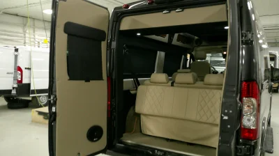 2026 RAM PROMASTER 2500 GALAXY 10-PASSENGER - GRANITE CRYSTAL METALLIC WITH CREAM SEATING - 2026 RAM 2500 GALAXY - Image 14 of 16