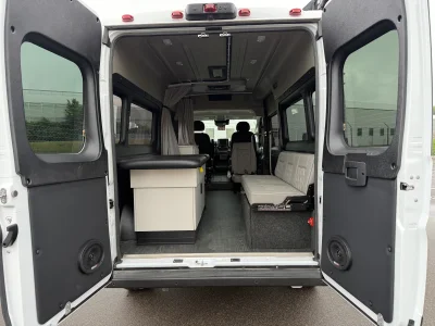 MOBILE MEDICAL OFFICE WAITING ROOM ON WHEELS CUSTOM BUILD LIKE A HOSPITAL ROOM BY WALDOCH - 2026 RAM 2500 SPECIALTY - Image 18 of 21