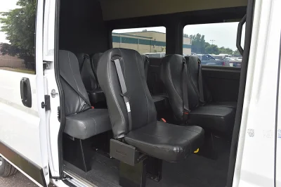 BRIGHT WHITE 10 - 2019 RAM PROMASTER SHUTTLE - Image 4 of 10