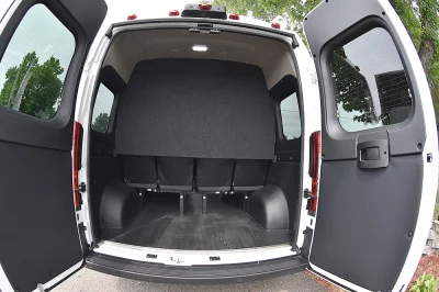 BRIGHT WHITE 10 - 2019 RAM PROMASTER SHUTTLE - Image 5 of 10