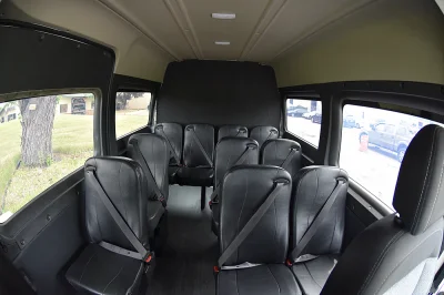 BRIGHT WHITE 10 - 2019 RAM PROMASTER SHUTTLE - Image 6 of 10