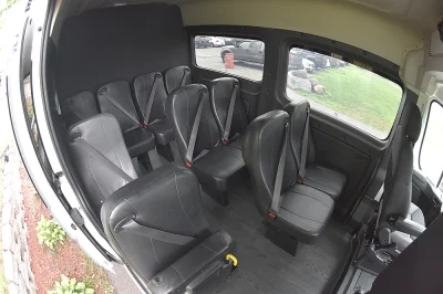 BRIGHT WHITE 10 - 2019 RAM PROMASTER SHUTTLE - Image 9 of 10