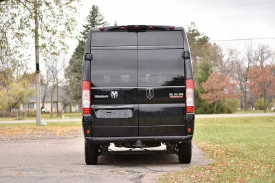 12 PASSENGER WITH VINYL SEATING - 2019 RAM PROMASTER SHUTTLE - Image 3 of 13