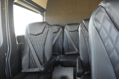 11 PASSENGER LUXURY SHUTTLE PASSENGER VAN RAM PROMASTER 159 HIGH ROOF CUSTOM WHEELS WALDOCH - 2019 RAM PROMASTER SHUTTLE - Image 12 of 16
