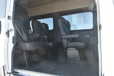11 PASSENGER LUXURY SHUTTLE PASSENGER VAN RAM PROMASTER 159 HIGH ROOF CUSTOM WHEELS WALDOCH - 2019 RAM PROMASTER SHUTTLE - Image 7 of 16