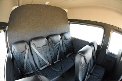 11 PASSENGER LUXURY SHUTTLE PASSENGER VAN RAM PROMASTER 159 HIGH ROOF CUSTOM WHEELS WALDOCH - 2019 RAM PROMASTER SHUTTLE - Image 9 of 16