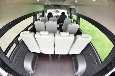 BRIGHT WHITE 5 - 2019 RAM PROMASTER SHUTTLE - Image 12 of 20