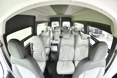 BRIGHT WHITE 5 - 2019 RAM PROMASTER SHUTTLE - Image 13 of 20