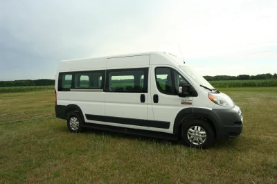 BRIGHT WHITE 3 - 2019 RAM PROMASTER SHUTTLE - Image 3 of 14