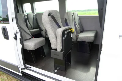BRIGHT WHITE 3 - 2019 RAM PROMASTER SHUTTLE - Image 6 of 14