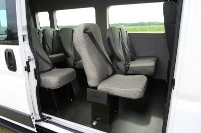 BRIGHT WHITE 3 - 2019 RAM PROMASTER SHUTTLE - Image 7 of 14