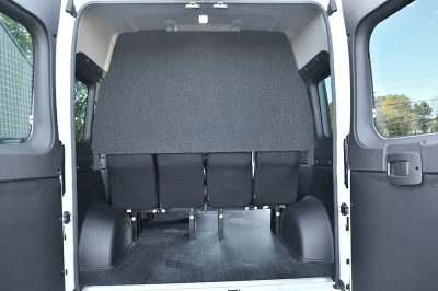 BRIGHT WHITE 7 - 2019 RAM PROMASTER SHUTTLE - Image 10 of 11