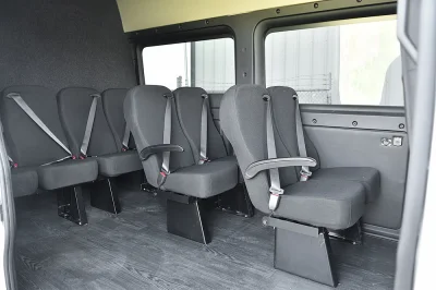 BRIGHT WHITE 7 - 2019 RAM PROMASTER SHUTTLE - Image 4 of 11