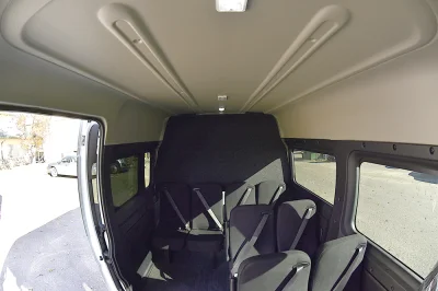 BRIGHT WHITE 7 - 2019 RAM PROMASTER SHUTTLE - Image 5 of 11