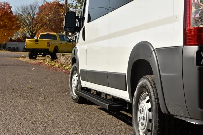BRIGHT WHITE 7 - 2019 RAM PROMASTER SHUTTLE - Image 6 of 11