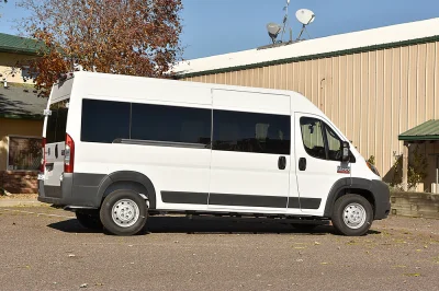 BRIGHT WHITE 7 - 2019 RAM PROMASTER SHUTTLE - Image 7 of 11