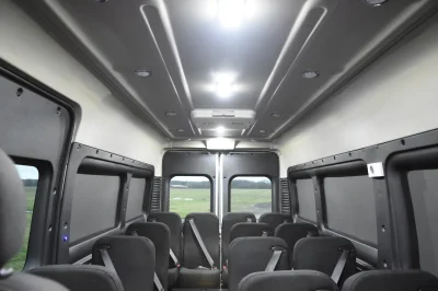 15 PASSENGER WITH NO WINDOWS - 2019 RAM PROMASTER SHUTTLE - Image 21 of 22