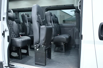 BRIGHT WHITE 6 - 2019 RAM PROMASTER SHUTTLE - Image 8 of 16