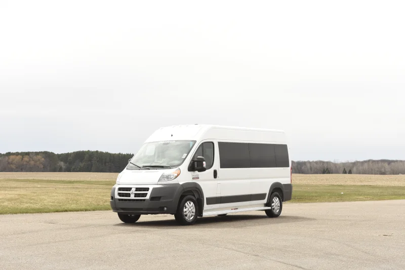 BRIGHT WHITE 4 by Waldoch Crafts