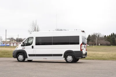 BRIGHT WHITE 4 - 2019 RAM PROMASTER SHUTTLE - Image 5 of 14