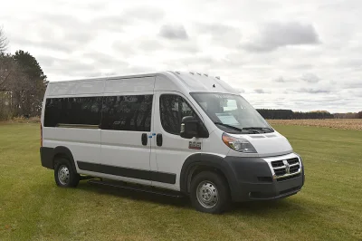 15 PASSENGER SHUTTLE VAN AIRPORT HOTEL ADA CONVERSION VANS FLEET VEHICLE RAM PROMASTER BY WALDOCH - 2019 RAM PROMASTER SHUTTLE - Image 2 of 10