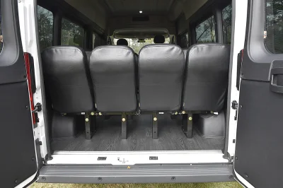 15 PASSENGER SHUTTLE VAN AIRPORT HOTEL ADA CONVERSION VANS FLEET VEHICLE RAM PROMASTER BY WALDOCH - 2019 RAM PROMASTER SHUTTLE - Image 5 of 10