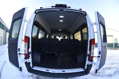 10 PASSENGER SHUTTLE BLACK EXTERIOR WITH CLOTH BLACK SEATING BY WALDOCH FLEET PASSENGER VAN SCHOOL HOTEL - 2019 RAM PROMASTER SHUTTLE - Image 21 of 46